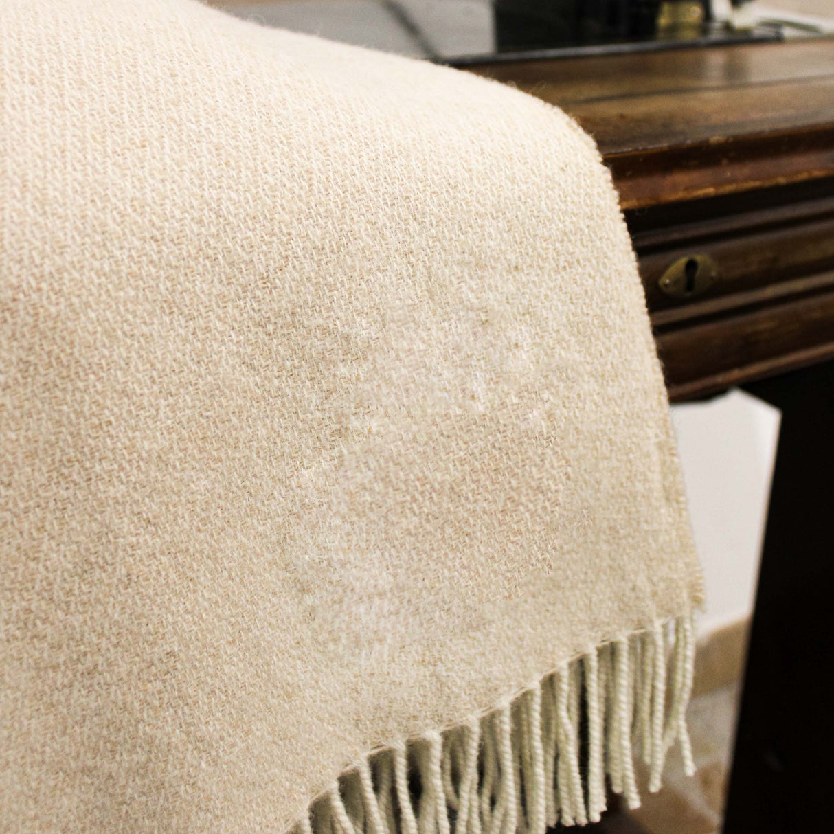 Plaid in Lana e Cashmere con Frange - Thomas Plaid Lisola