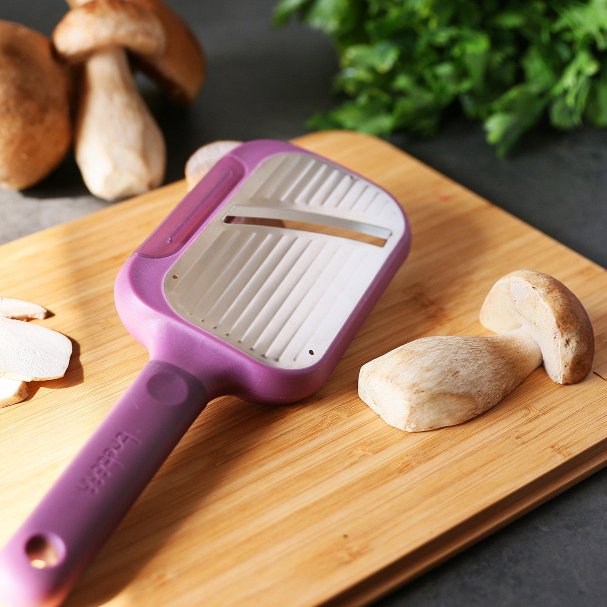 Affetta Verdure con Peeler Integrato - Peel & Slice Affetta Verdure Trebonn 